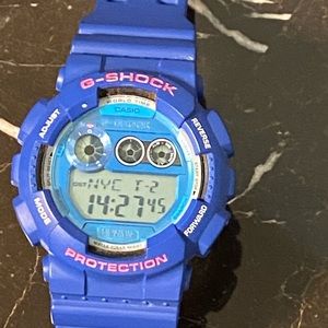 G-Shock blue /Pink watch